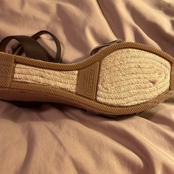 NWT Coach Henley Classic Khaki/Chestnut Espadrille Wedge Sandals - size 9 - Picture 4 of 6